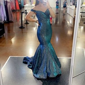Prom dress